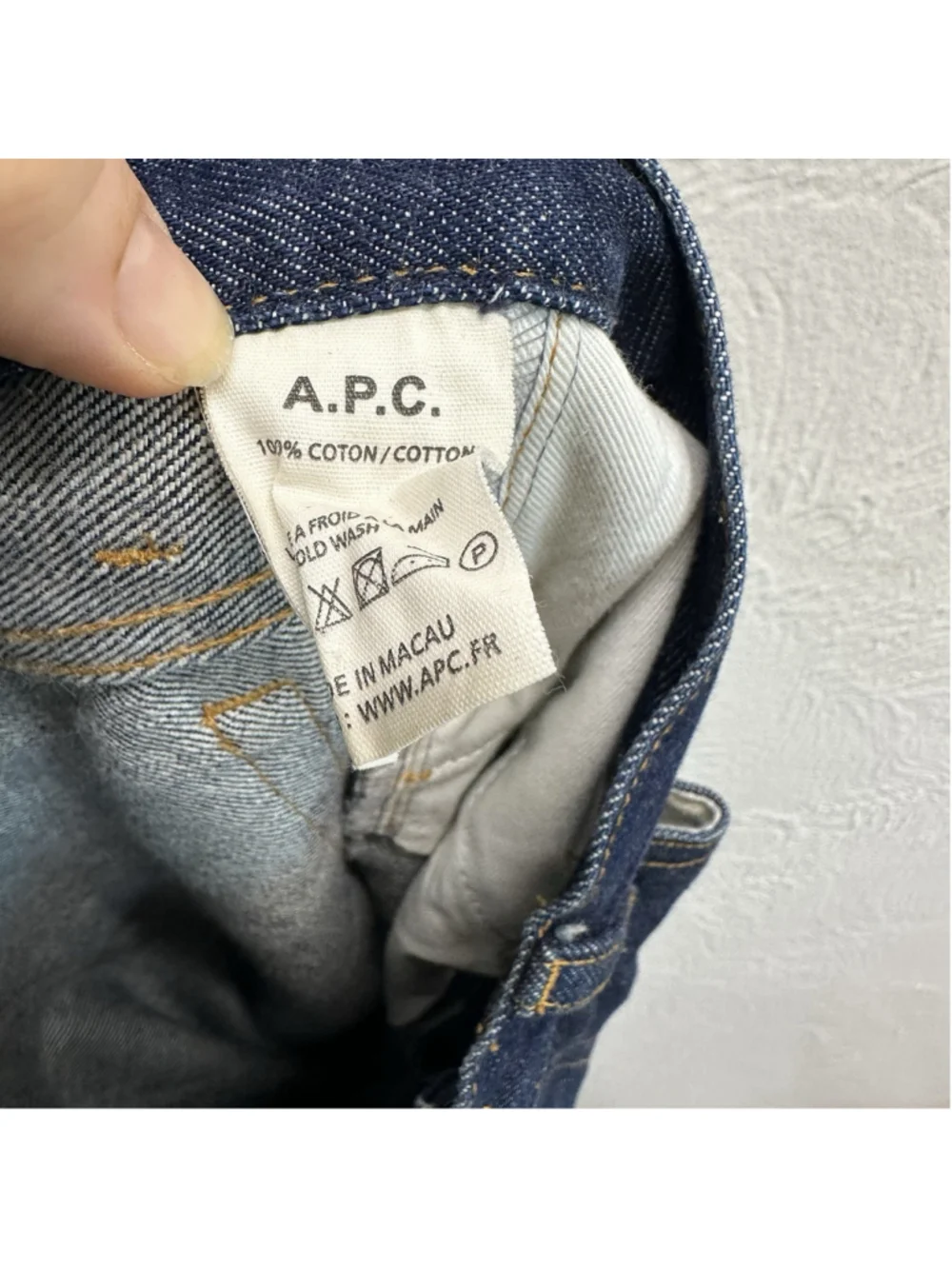 A.P.C. Mens Raw Denim Slim Straight Jeans Size 32x28 Macau Indigo Blue Selvedge